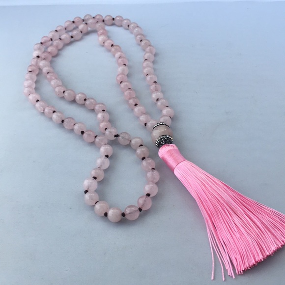 Jewelry - New! Bohemian Pink Stone Necklace